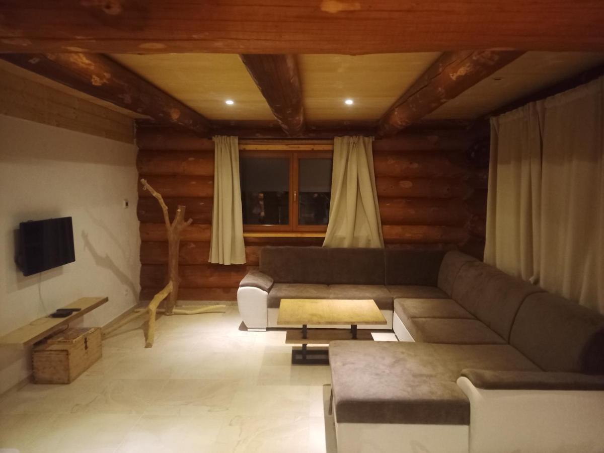 Wellness Srub U Holubu Vila Malsice Exterior foto