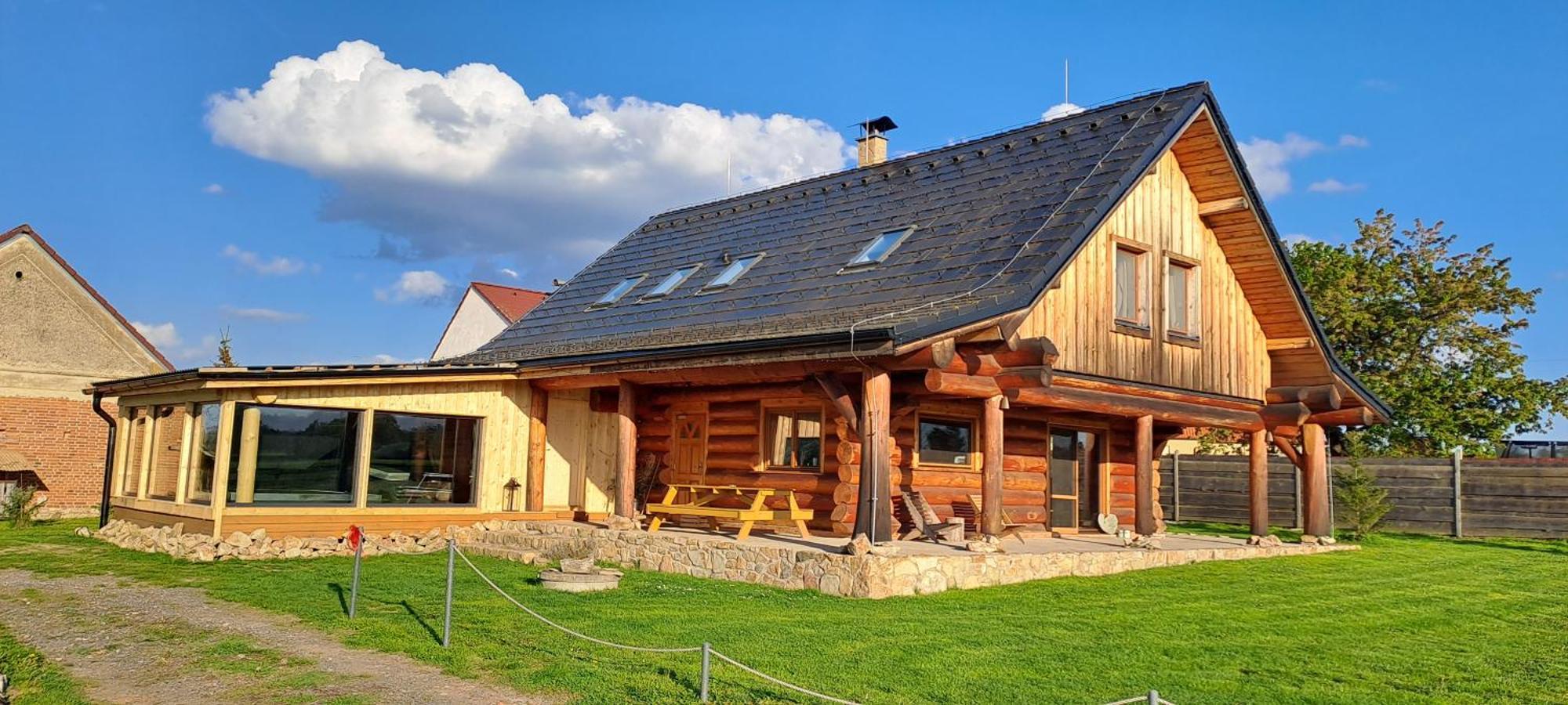 Wellness Srub U Holubu Vila Malsice Exterior foto